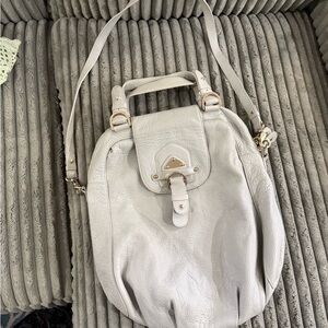 Charles David Cream Leather Shoulder Bag